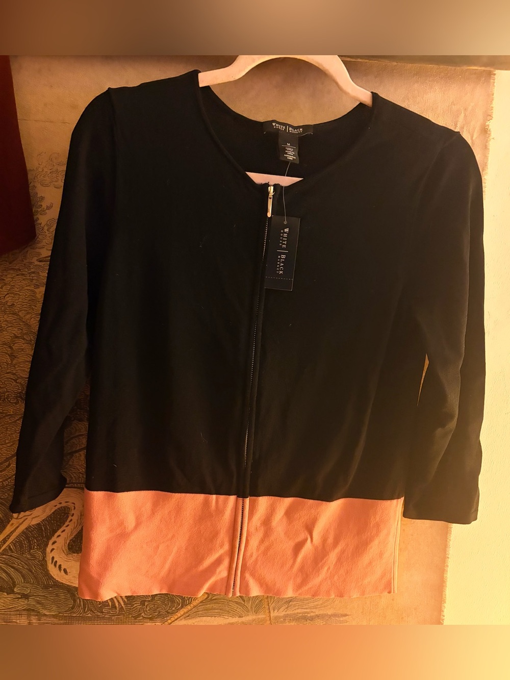 * New White House Black Market Colorblock Black & Blush Zip Cardigan SZ Medium *